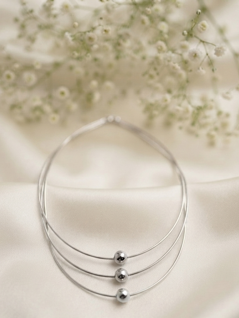 Lucente Silver Layered Hasli Necklace