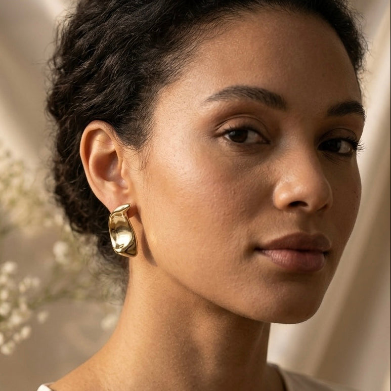 Crescent Glow Golden Curve Stud Earings