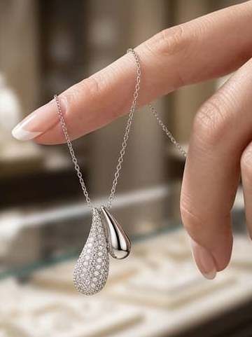 Tear Drop Silver Chain AD Pendant
