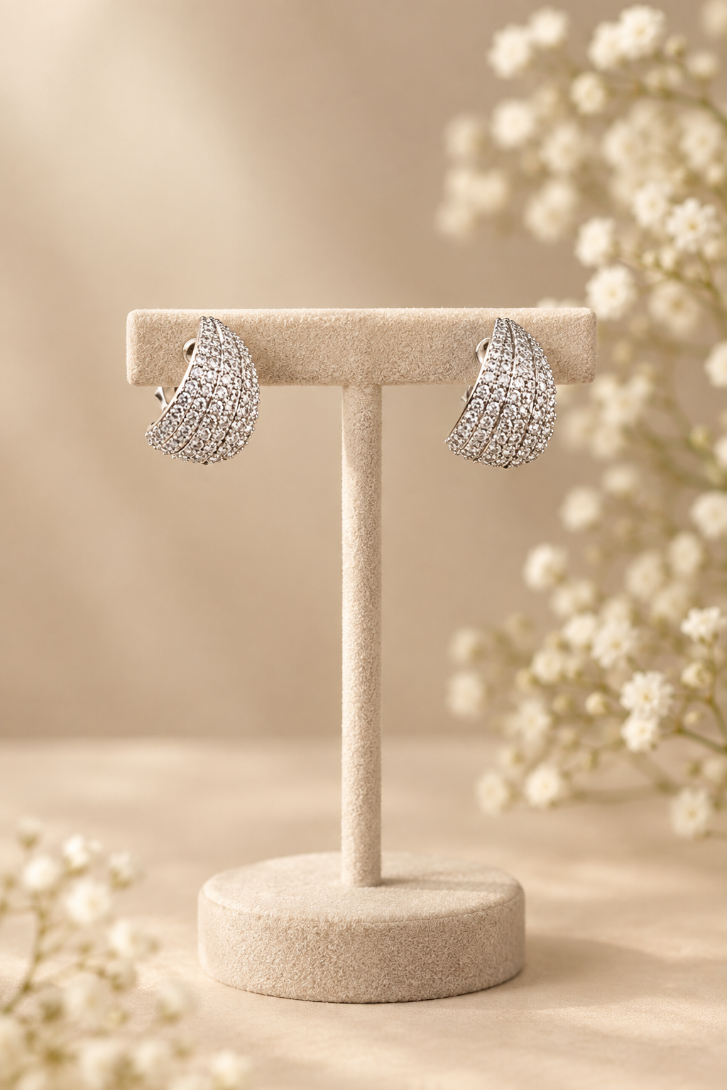 Etoile Cascade Silver Studs Earrings