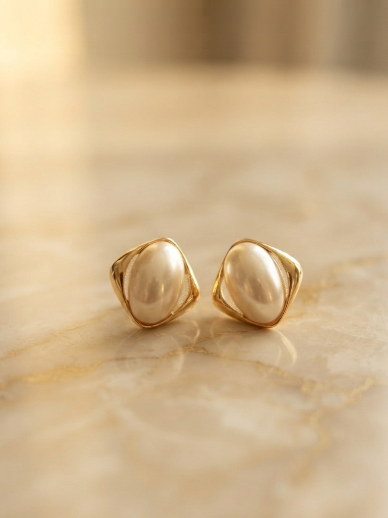 Oval Pearl Stud Earrings