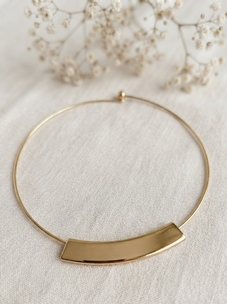 Arco Gold Hasli Necklace