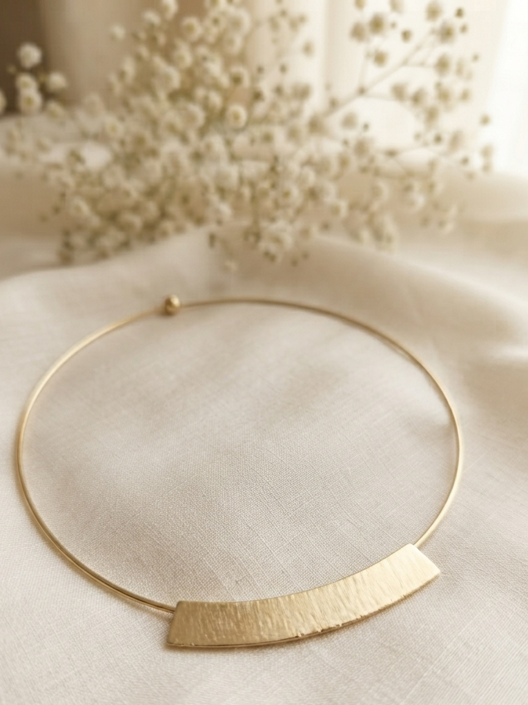 Arco Gold Hasli Necklace