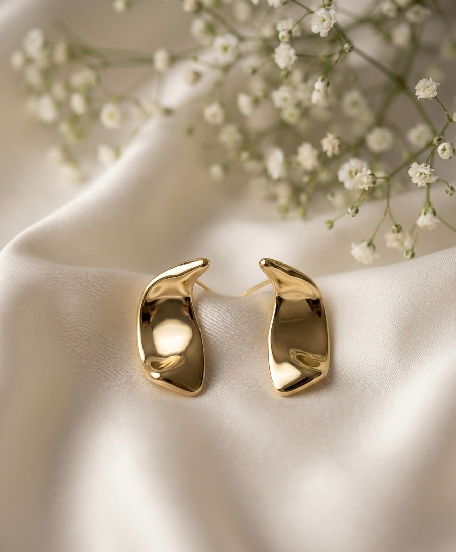 Crescent Glow Golden Curve Stud Earings