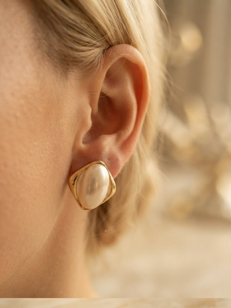 Oval Pearl Stud Earrings